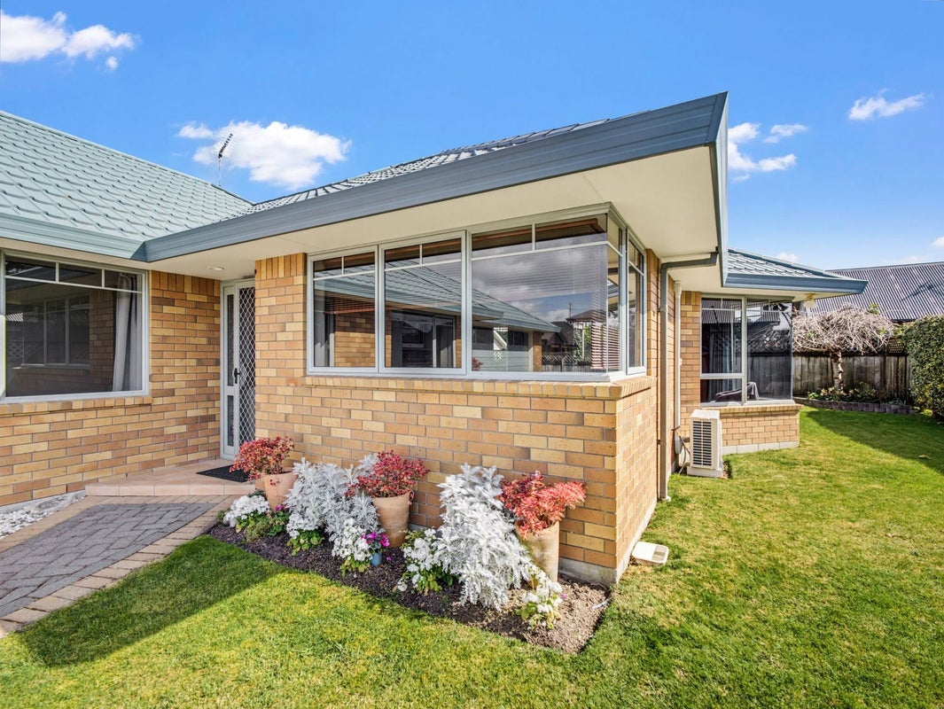 10 Chatswood Place, Rototuna, Hamilton - Carousel 2