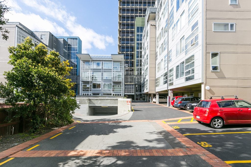 68/43 Mulgrave Street, Thorndon, Wellington - Carousel 12