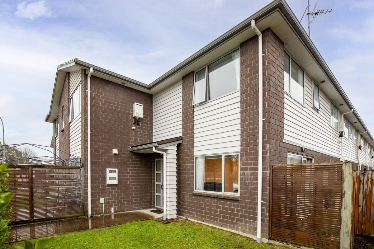 7/208 Killarney Road, Frankton, Hamilton - Carousel 1