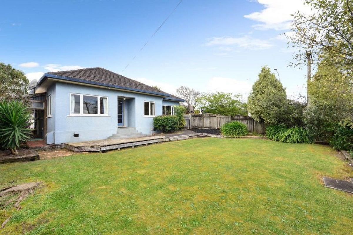 105 Queens Avenue, Frankton, Hamilton - Carousel 1
