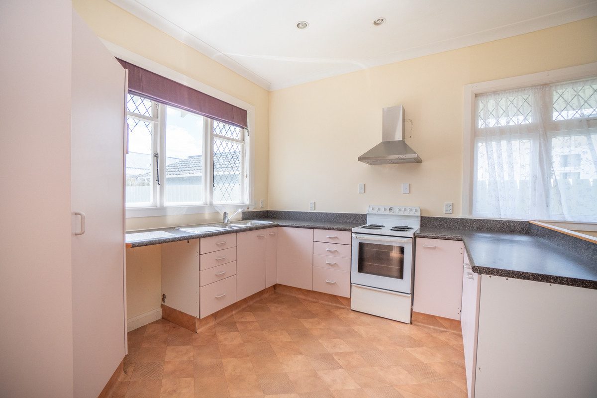 19 South Street, West End, Palmerston North - Carousel 2