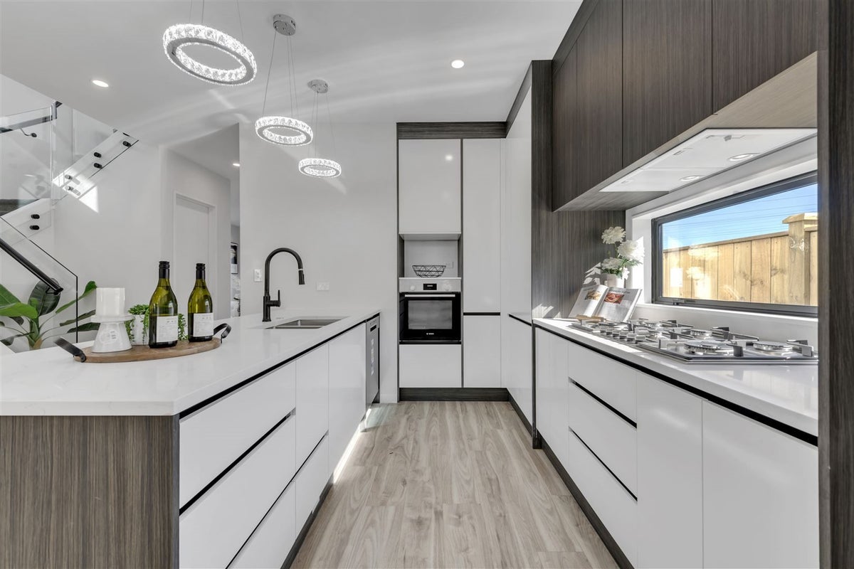 3 Repehina Road, Flat Bush, Auckland - Carousel 2