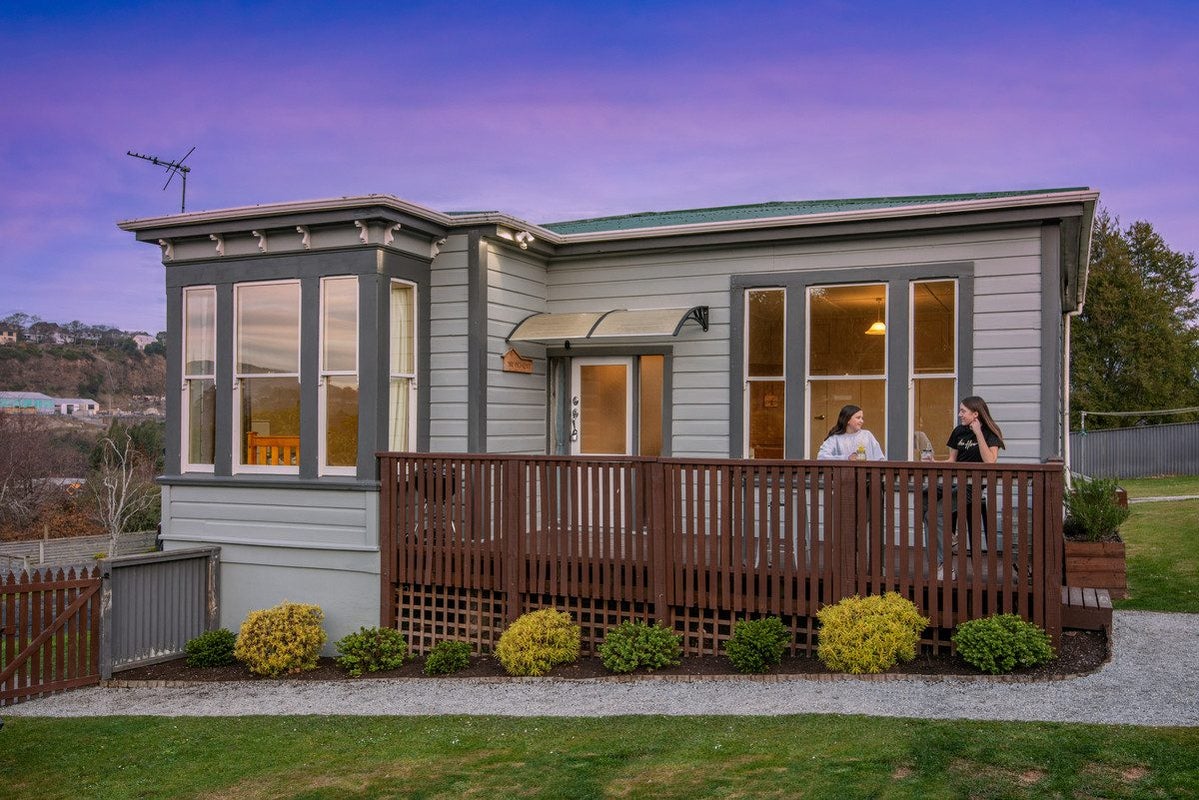 43 Glenelg Street, Bradford, Dunedin - Carousel 1