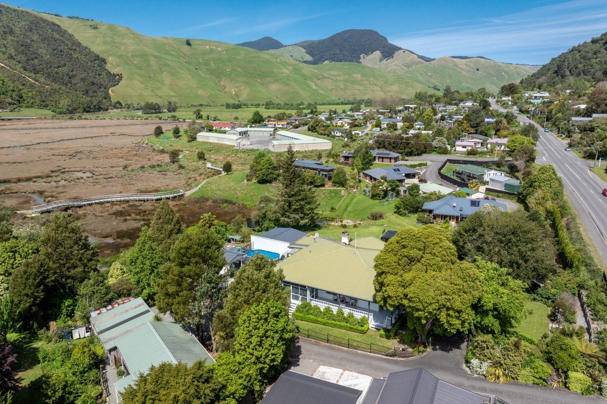 30 Main Road, Havelock, Havelock - Carousel 39