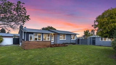 15 Inca Place, Redwood, Christchurch - Carousel 1