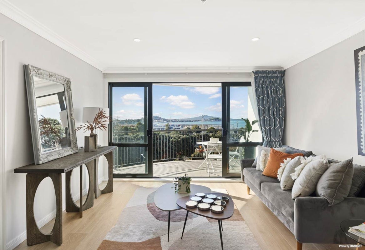 5G/118 Gladstone RD, Parnell, Auckland - Carousel 2