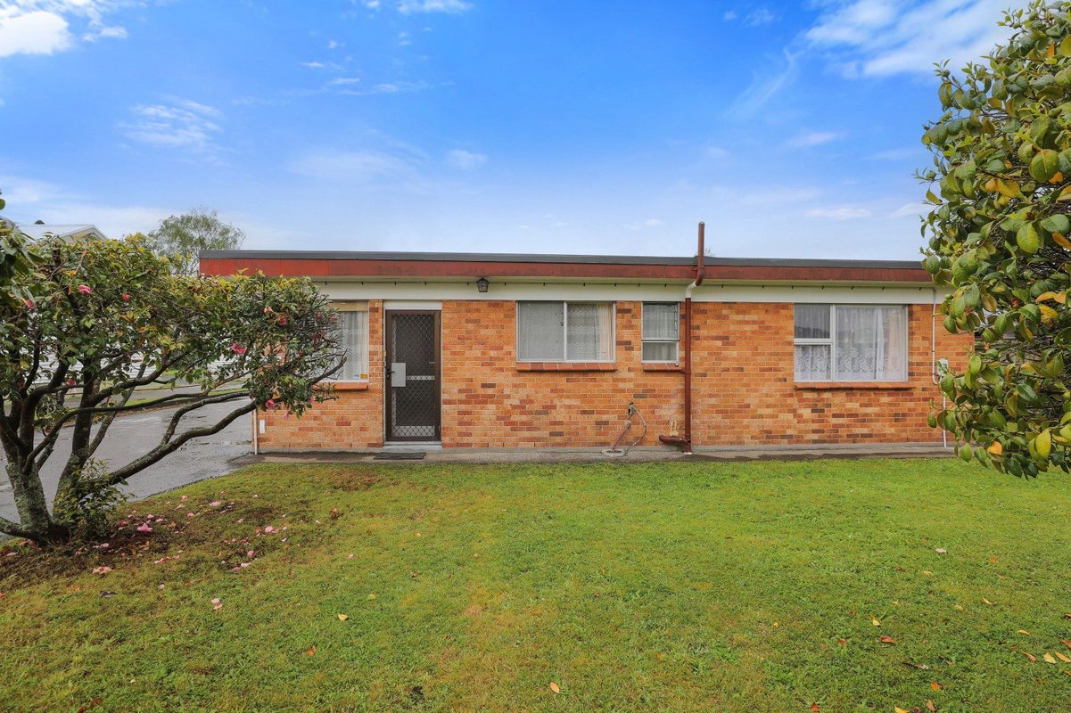 3/39 Seddon Street, Glenholme, Rotorua - Carousel 1