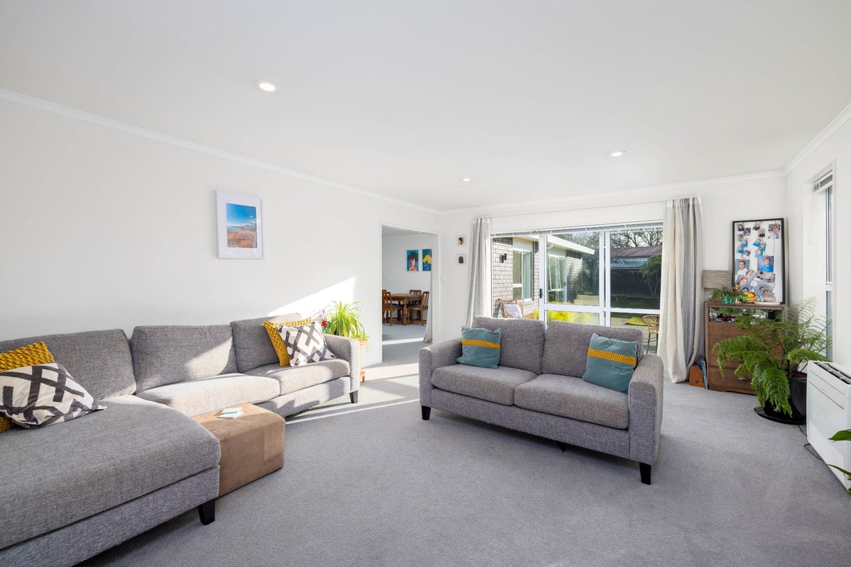 80 Inwoods Road, Parklands, Christchurch - Carousel 2