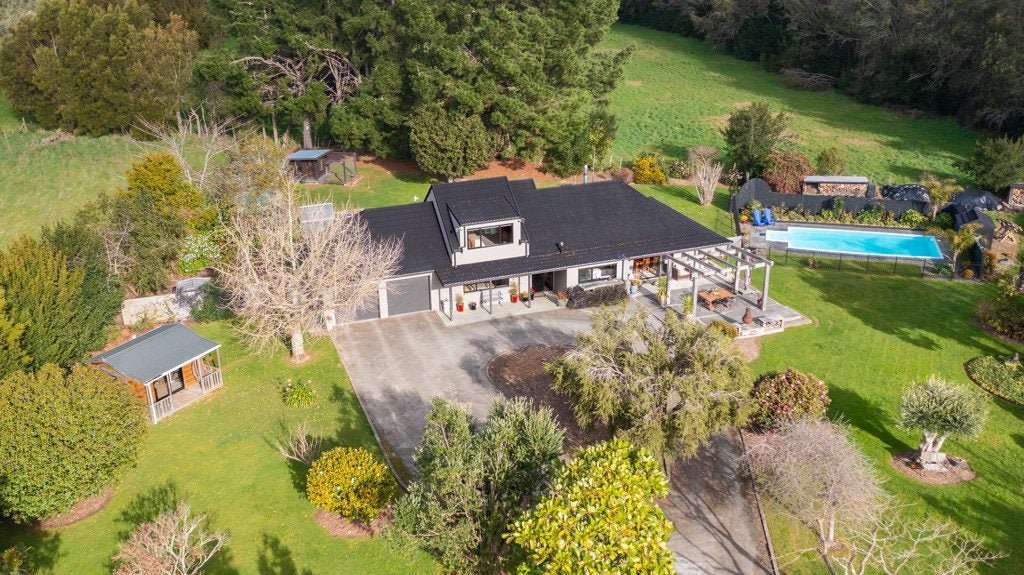 40 Otaki Gorge Road, Hautere, Otaki - Carousel 2
