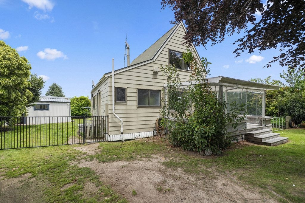 19 Irwin Place, Kinloch, Taupo - Carousel 22