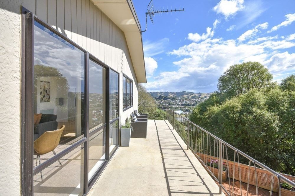 2 Church Hill Road, Green Island, Dunedin - Carousel 11