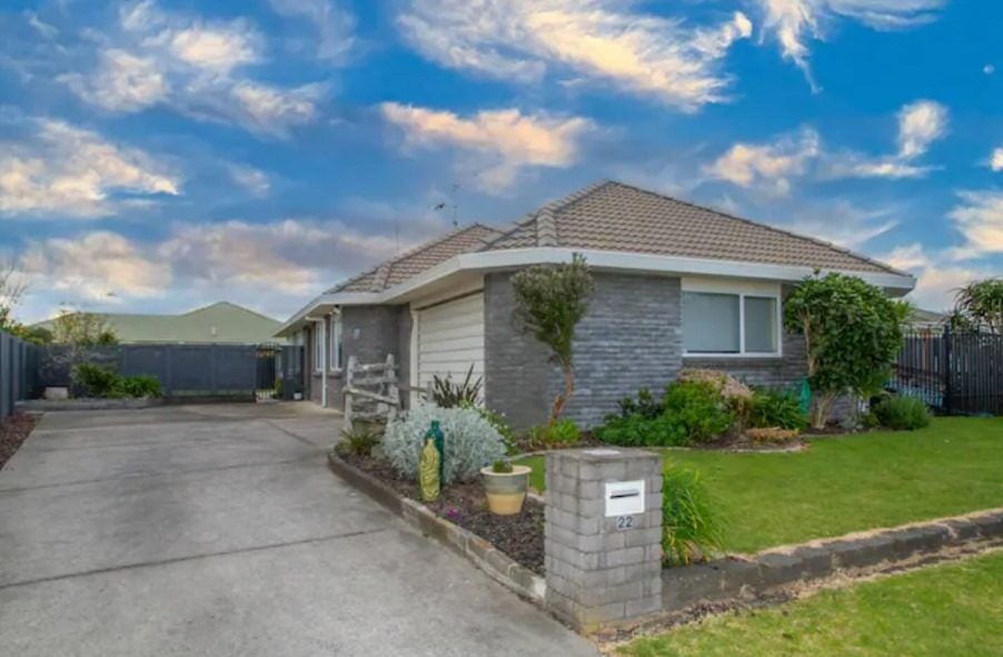 22 Ocean Crest, Papamoa Beach, Papamoa - Carousel 1