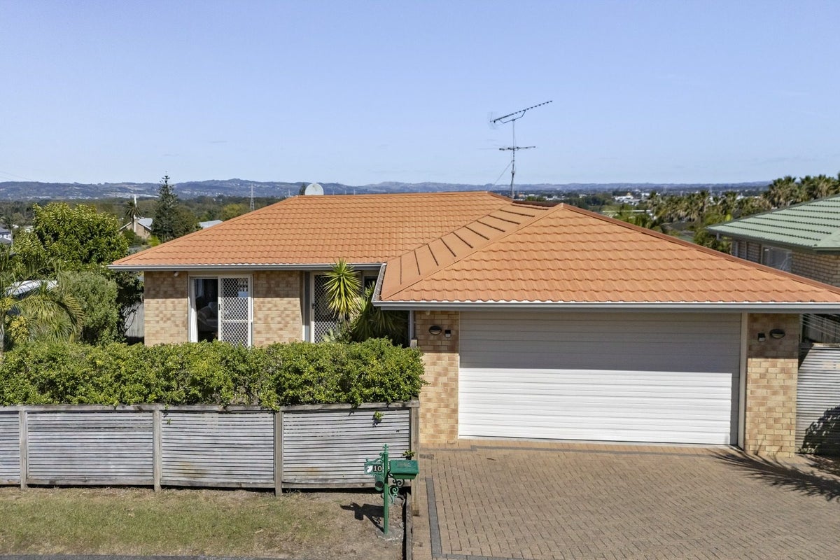 1/10 Rathmar Drive, Manurewa, Auckland - Carousel 1