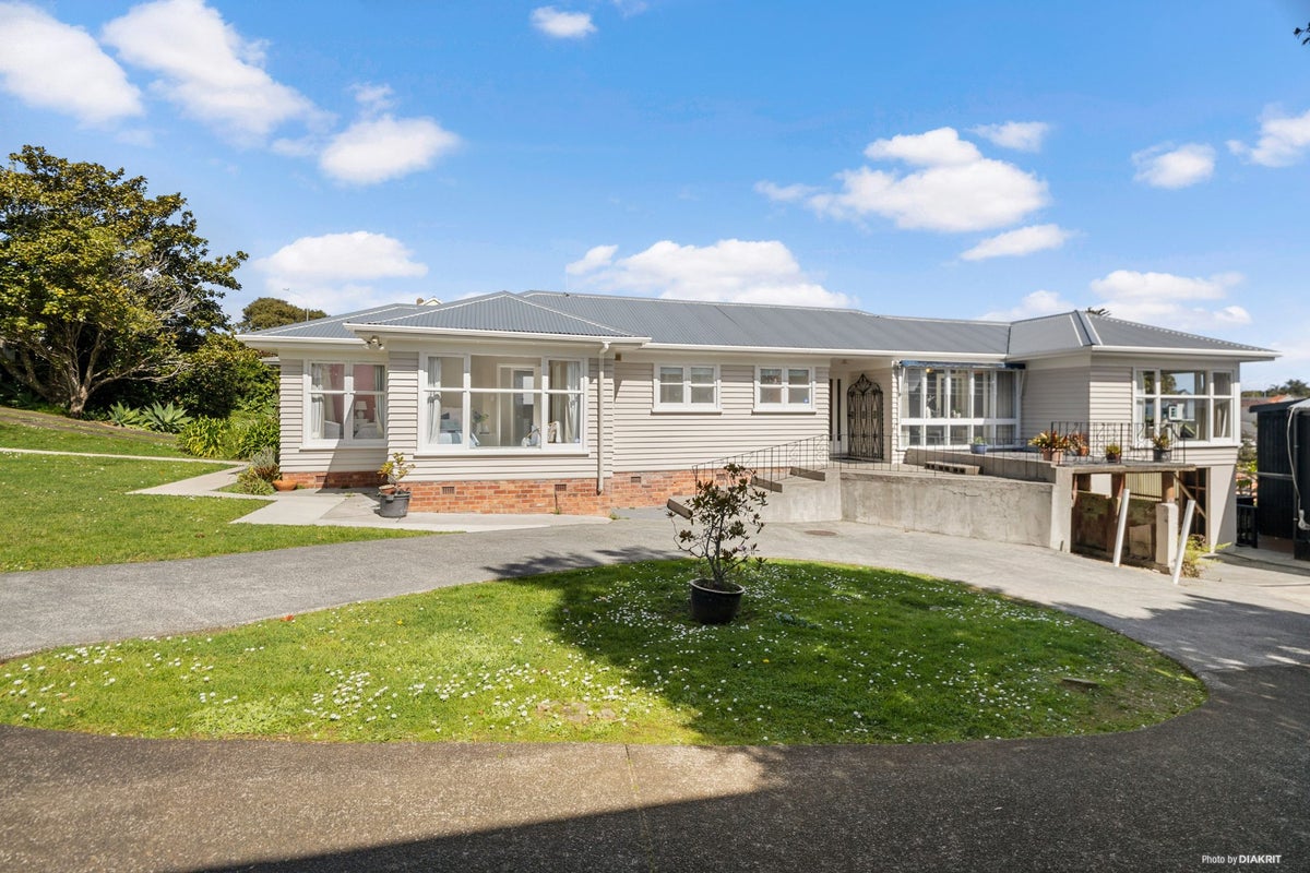 44 Kupe Street, Orakei, Auckland - Carousel 1
