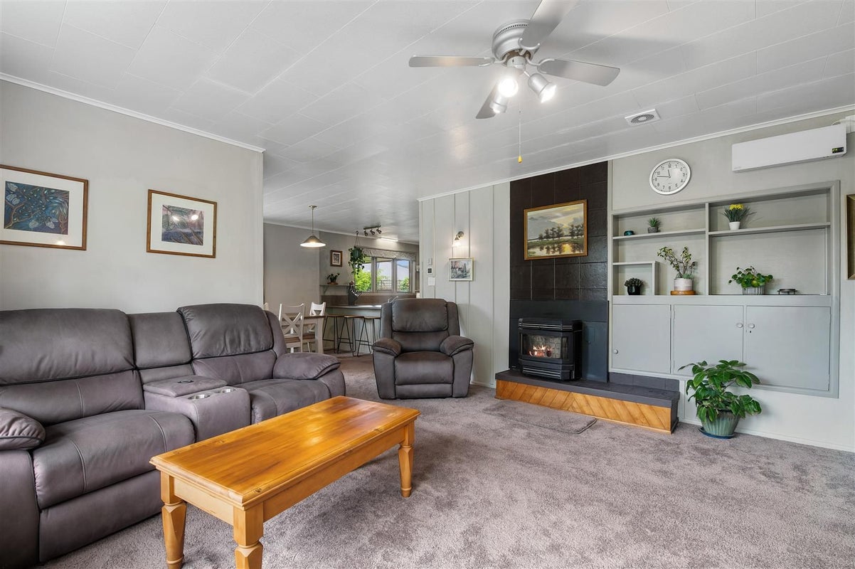 1 Kiwi Street, Springfield, Rotorua - Carousel 2
