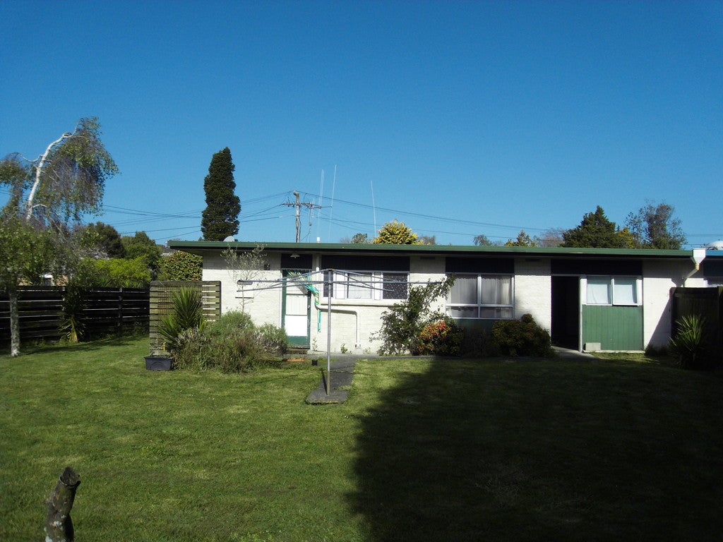 11 Holloway Place, Forest Lake, Hamilton - Carousel 7