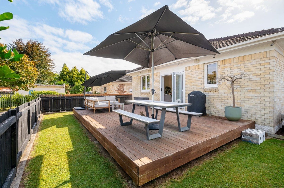 29 Galloway Street, Hamilton East, Hamilton - Carousel 9