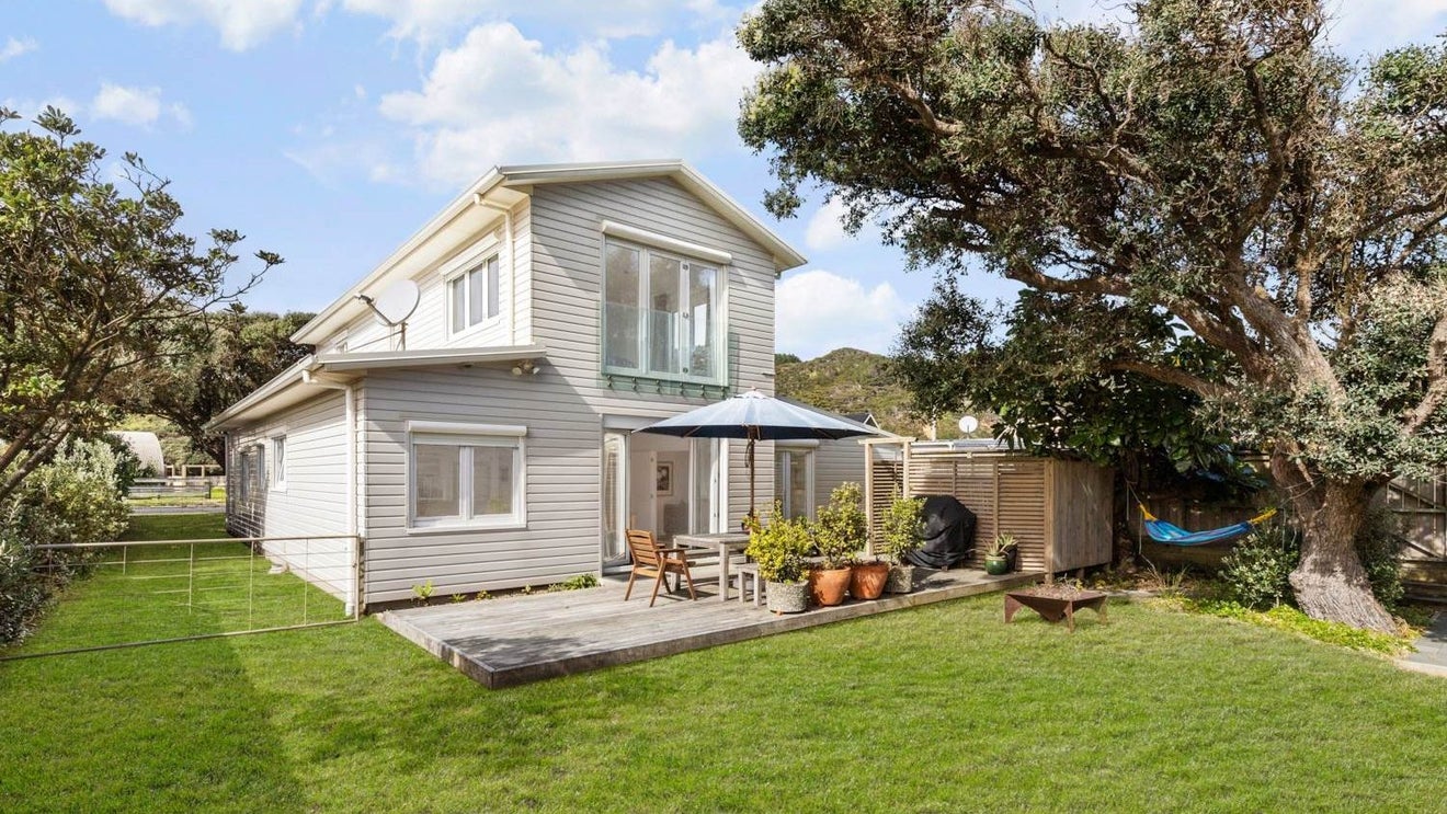 33 Ocean View Road, Tuakau - Carousel 1