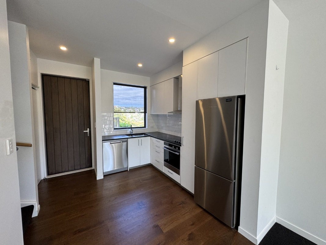 7/38 Bankot Crescent, Ngaio, Wellington - Carousel 2