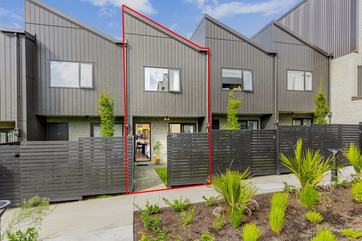 21/28 Westgate Drive, Westgate, Auckland - Carousel 1