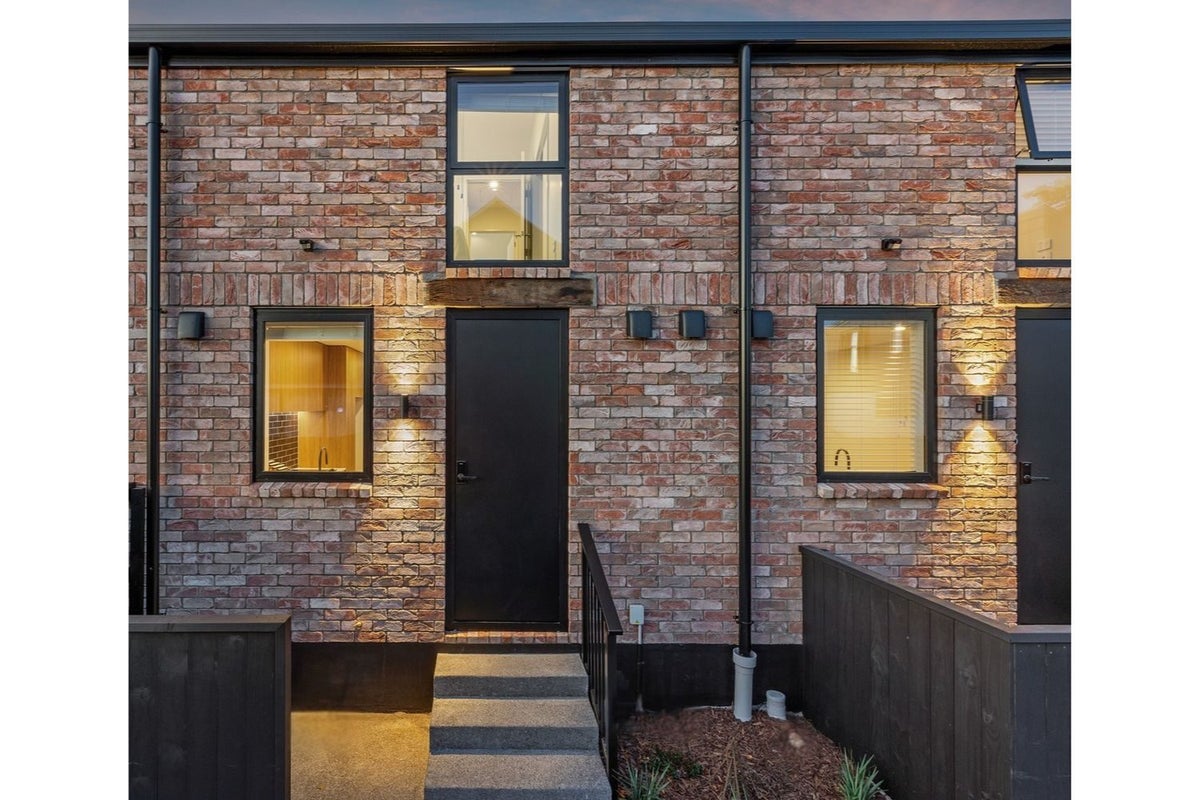 6/196 Hills Road, Edgeware, Christchurch - Carousel 2