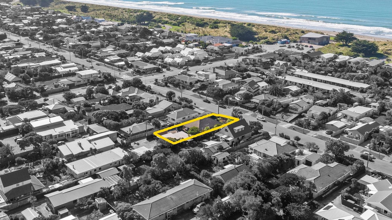 116 Pine Avenue, South New Brighton, Christchurch - Carousel 1
