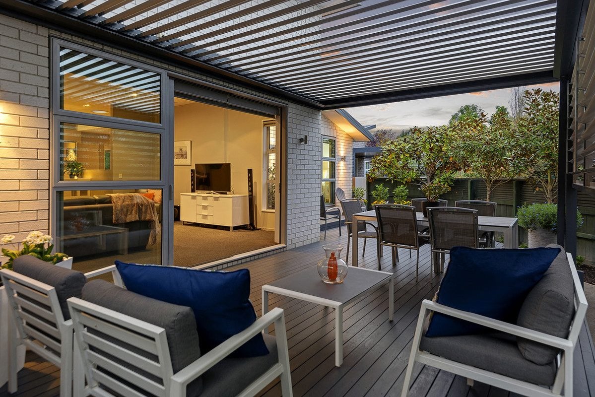297 Eastern Terrace, Sydenham, Christchurch - Carousel 1