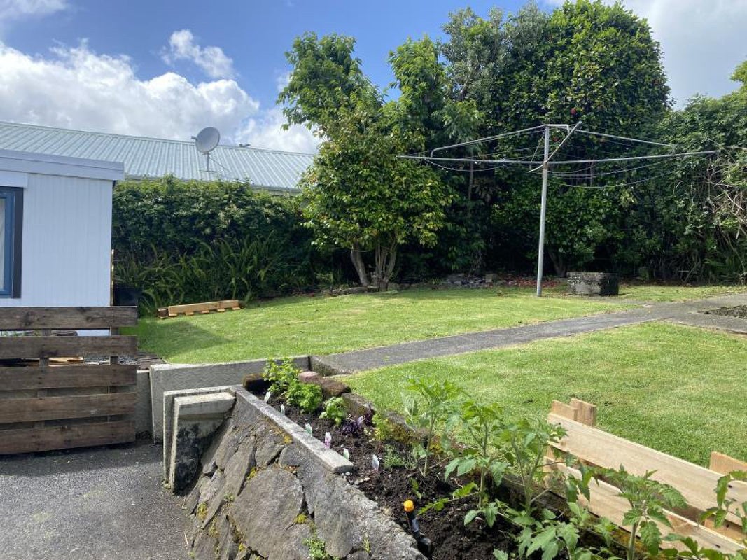 190 Ngamotu Road, Spotswood, New Plymouth - Carousel 2