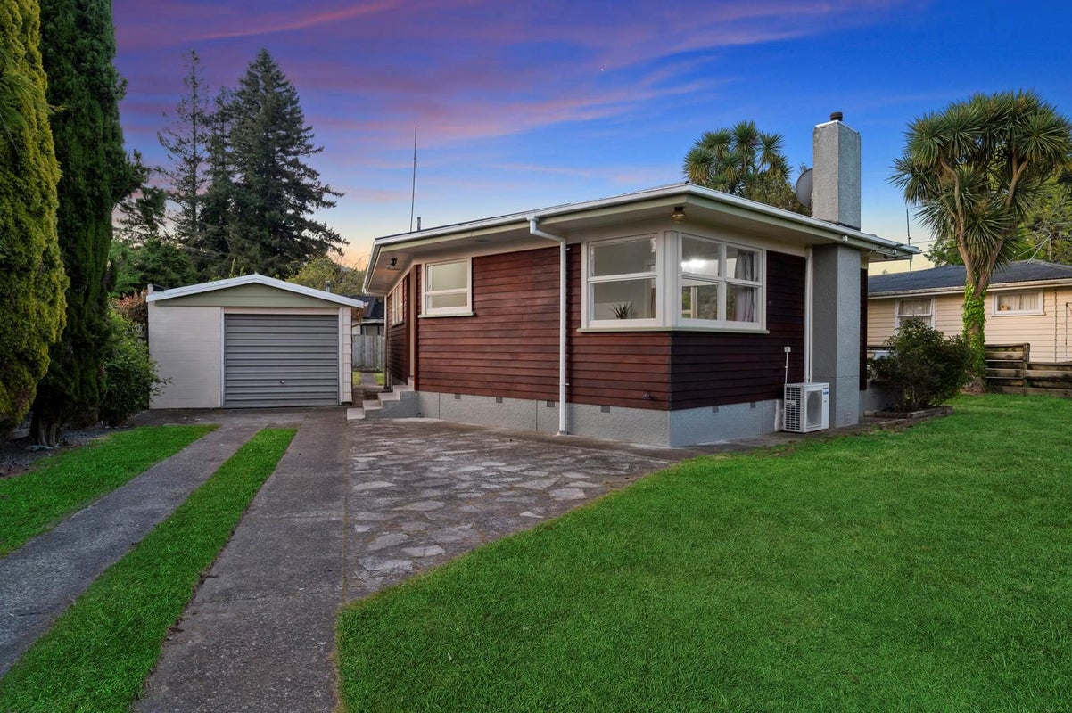 59 Martin Street, Utuhina, Rotorua - Carousel 2