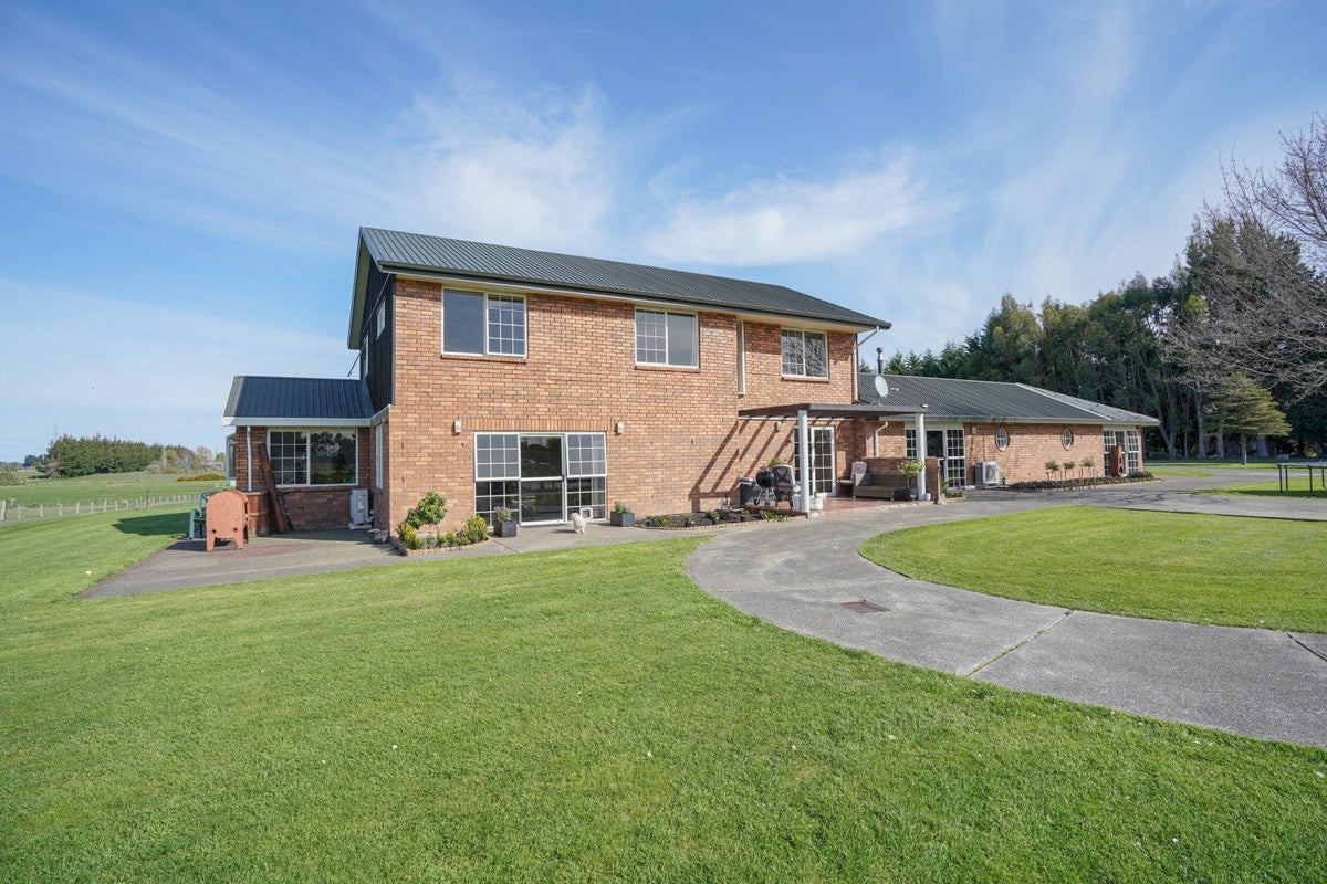 128 Redmayne Road, Waihopai, Invercargill - Carousel 1
