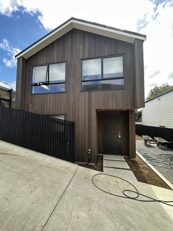 46A Centorian Drive, Windsor Park, Auckland - Carousel 1