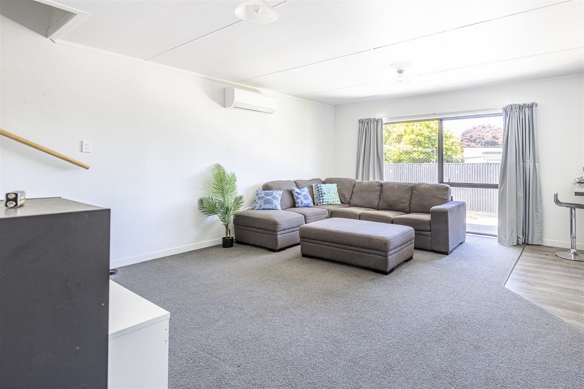 2A Moray Place, Highbury, Palmerston North - Carousel 2