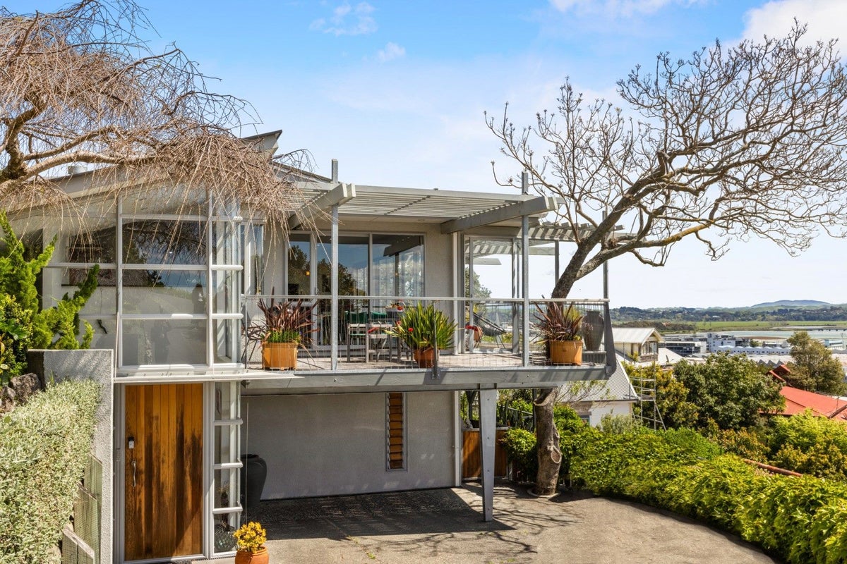 20A George Street, Hospital Hill, Napier - Carousel 1