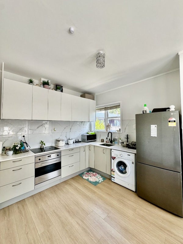 1/27 Rosedale Road, Pinehill, Auckland - Carousel 2