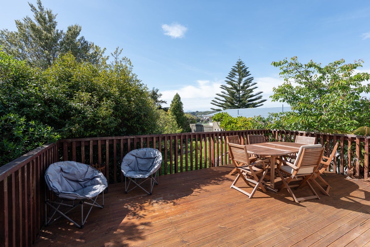 45 Prospect Terrace, Johnsonville, Wellington - Carousel 2