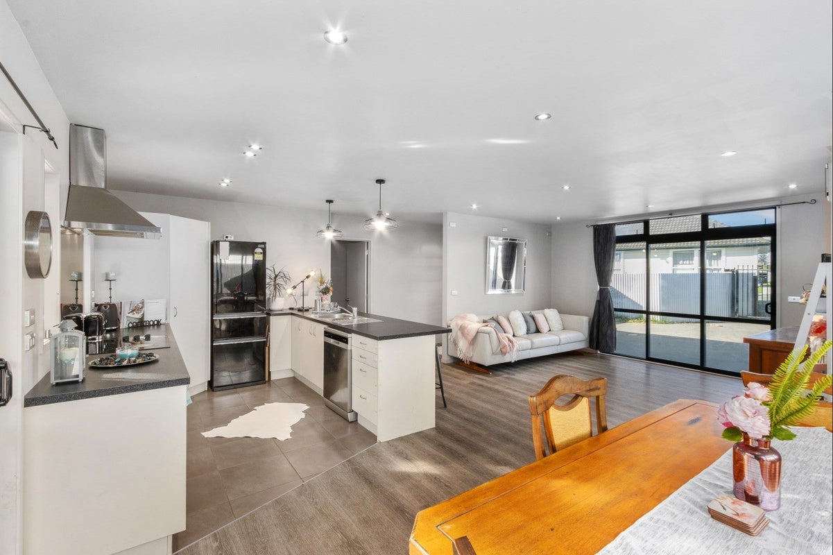 5A Massey Crescent, Marewa, Napier - Carousel 2