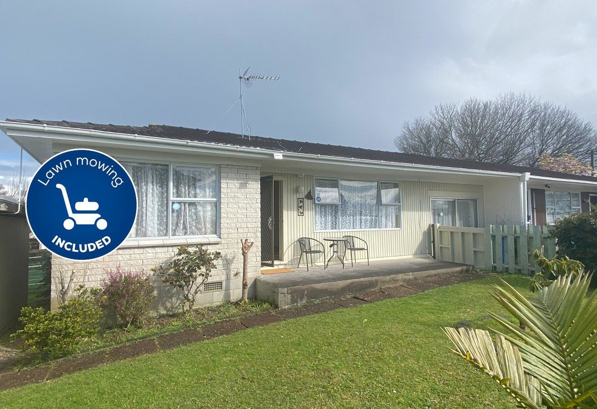 2/1 Cutler Street, New Lynn, Auckland - Carousel 1