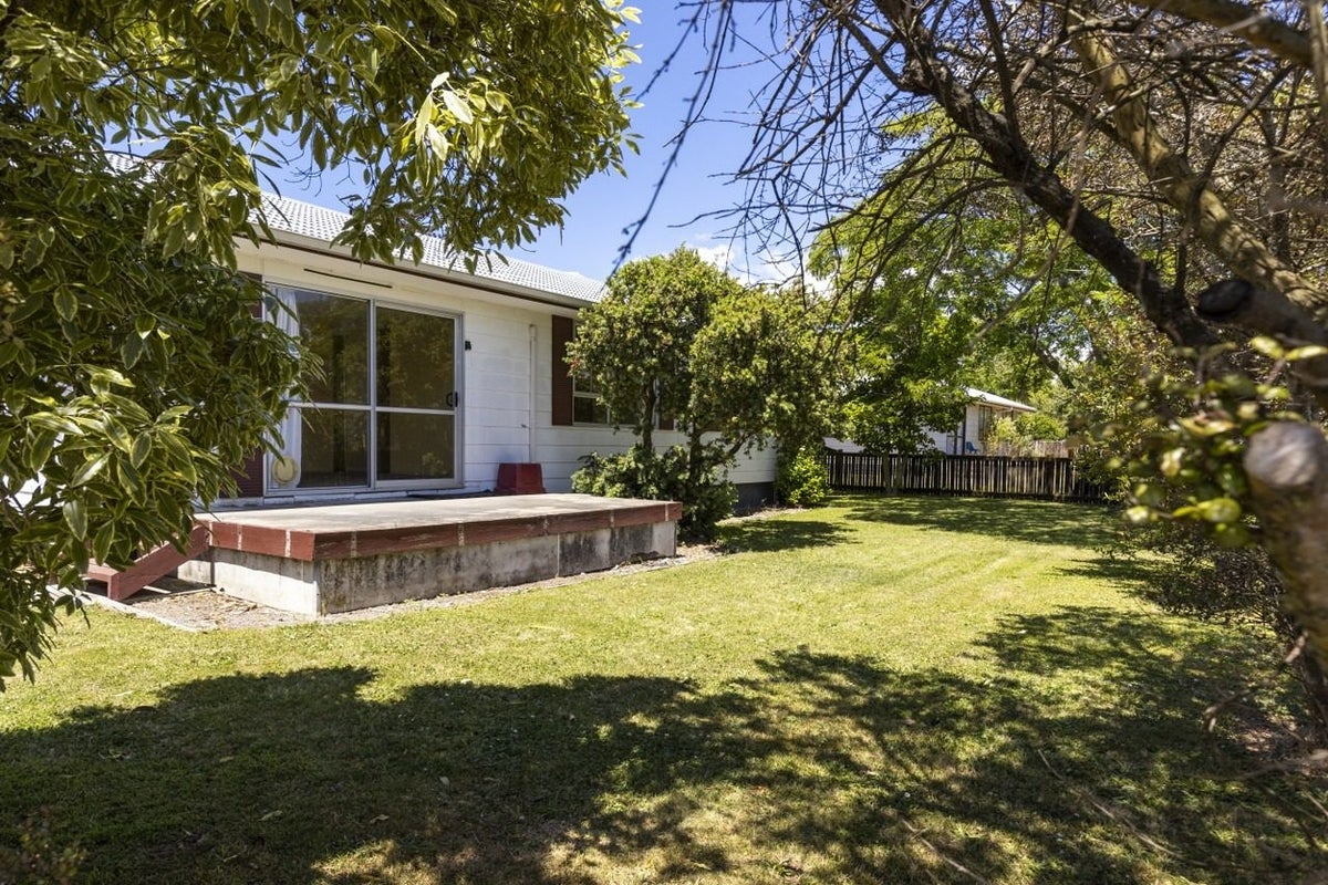 5 Saul Lane, Springlands, Blenheim - Carousel 2