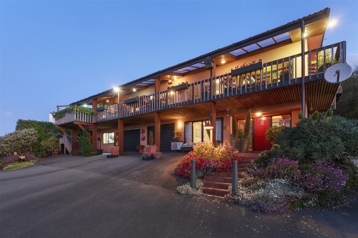 15 Victoria Park Road, Cashmere, Christchurch - Carousel 1