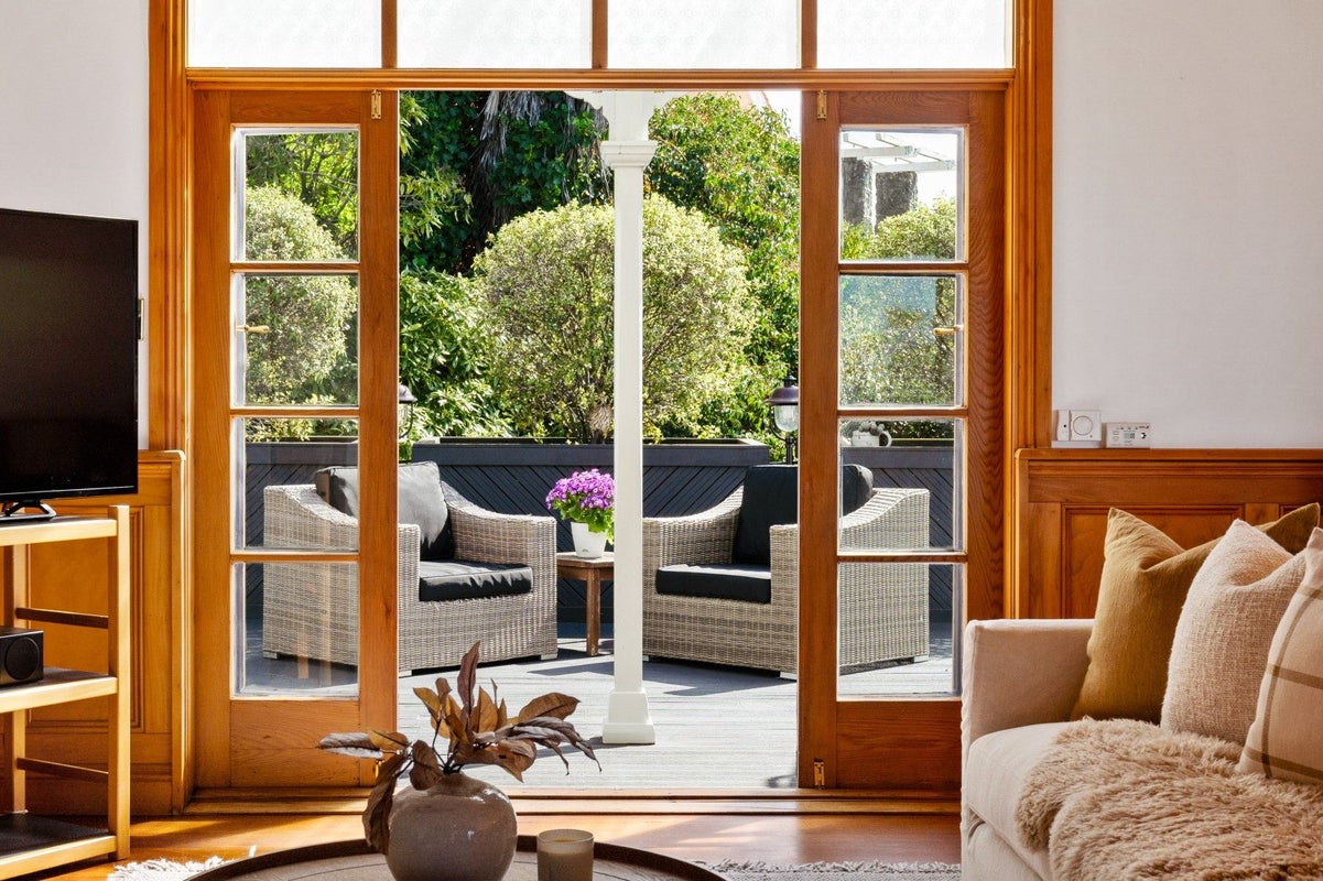 18 Sealy Road, Bluff Hill, Napier - Carousel 2