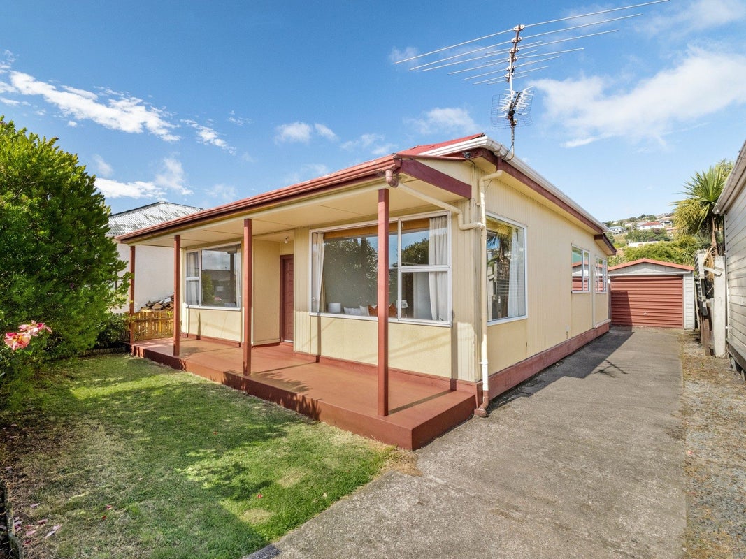 35 Richmond Street, Forbury, Dunedin - Carousel 2