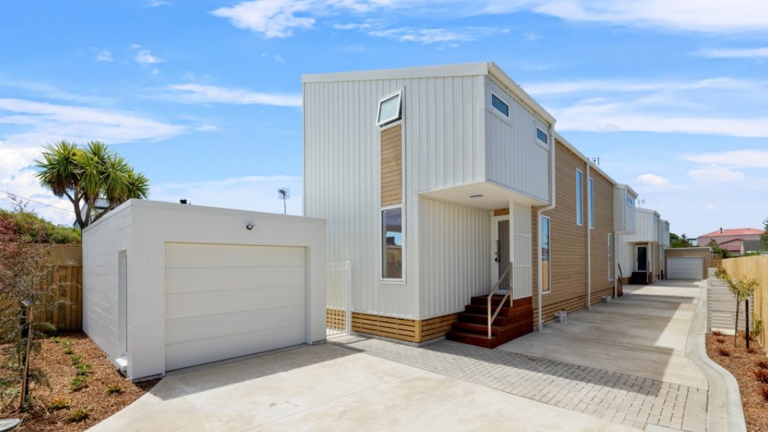 1/23 Howe Street, New Brighton, Christchurch - Carousel 1