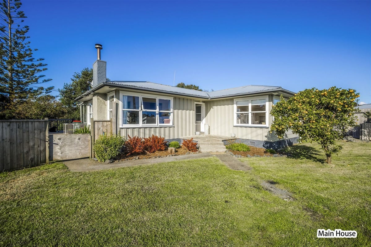 8 Orere Point Road, Papakura - Carousel 2