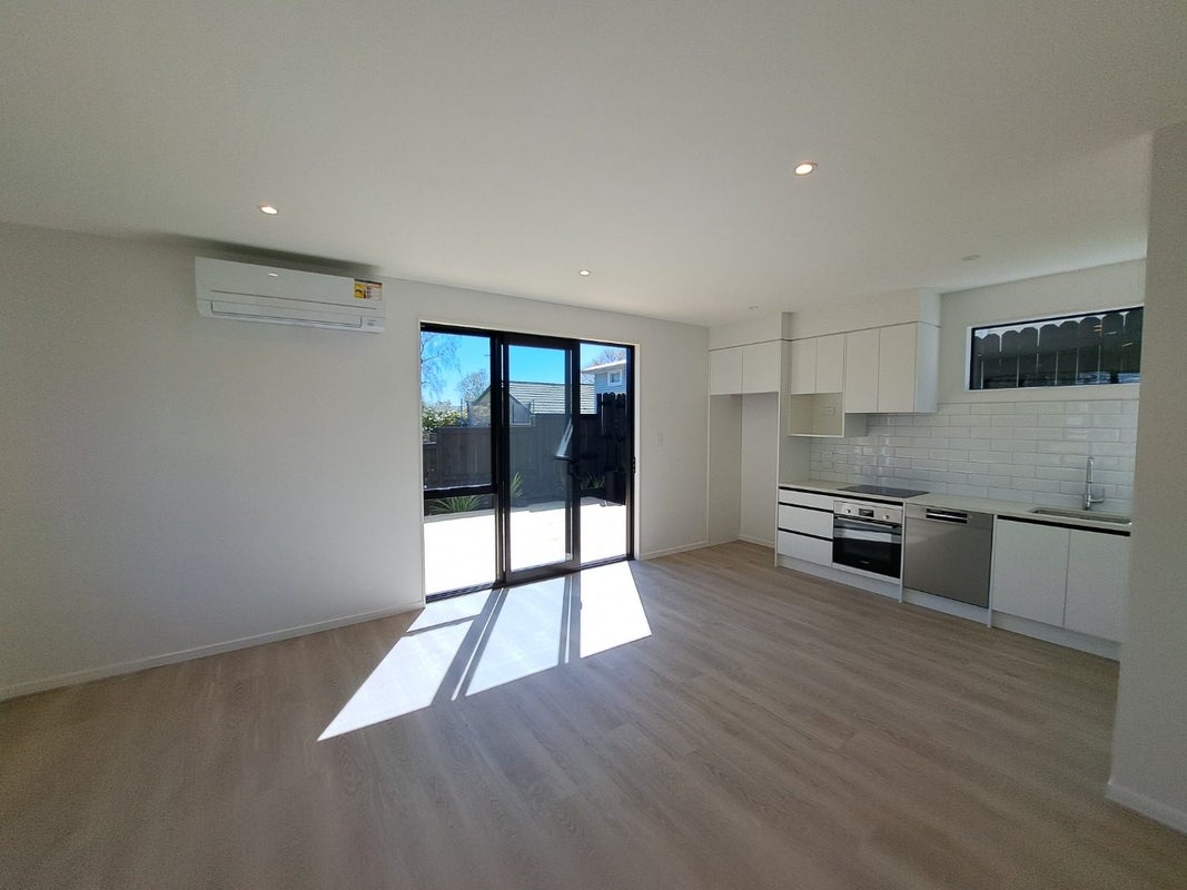 11/53 Drake Street, Howick, Auckland - Carousel 2