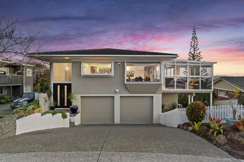 20 Katavich Place, Mount Roskill, Auckland - Carousel 1