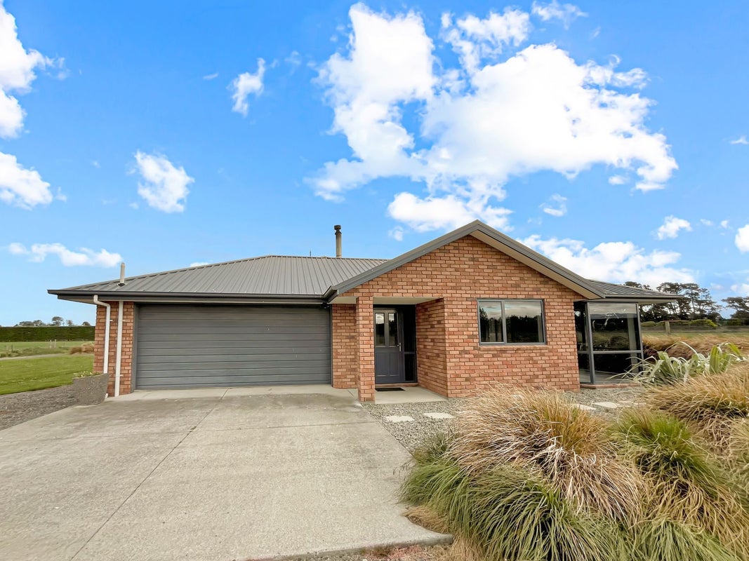 84 Massey Road, Highbank - Carousel 1