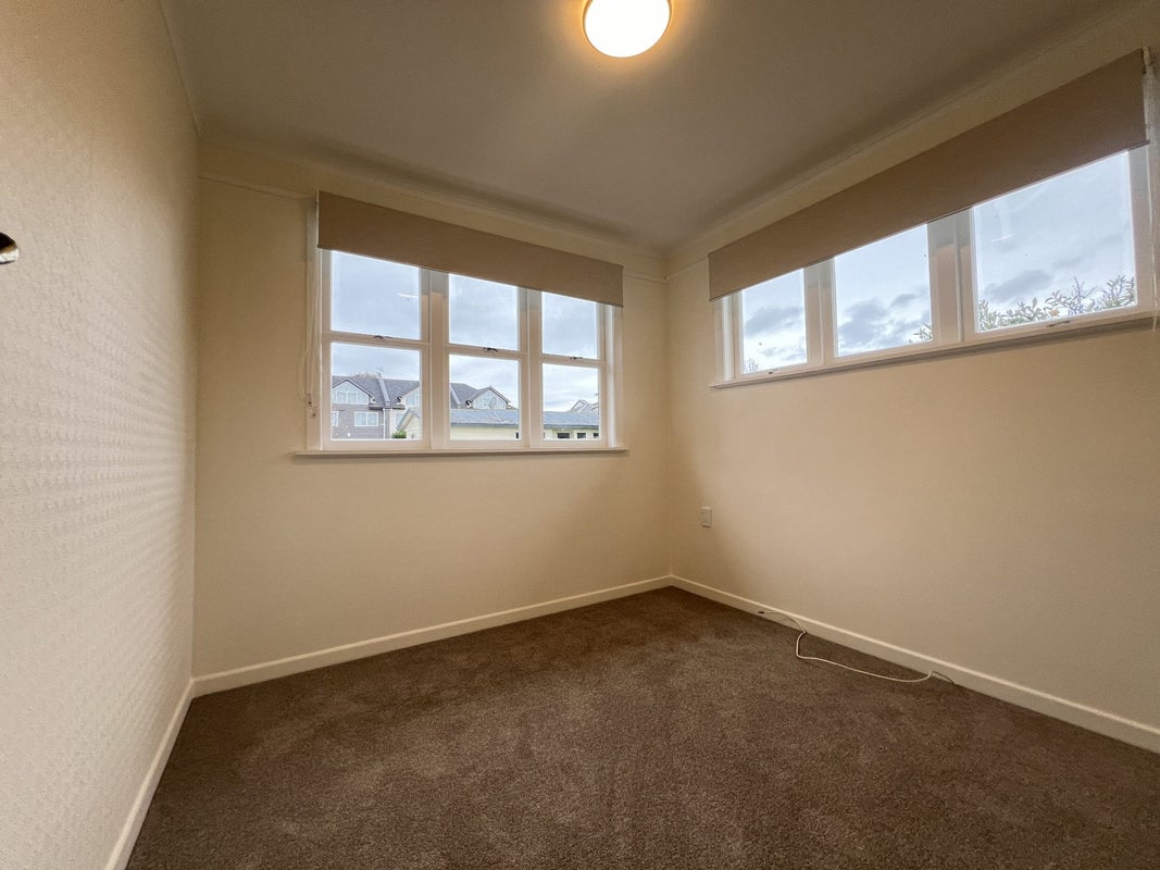 42 Kawiti Avenue, Point England, Auckland - Carousel 10