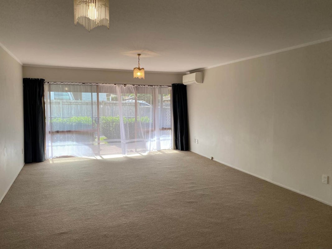 3A Corolu Place, Conifer Grove, Takanini - Carousel 2