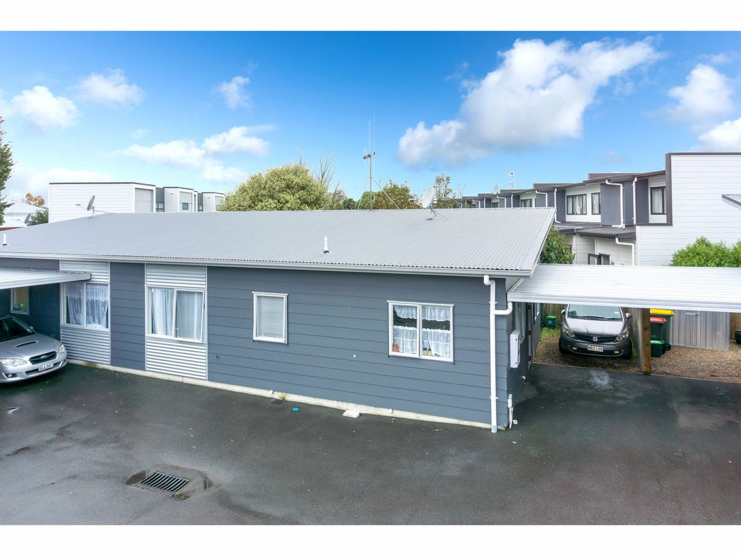 15H Korimako Street, Frankton, Hamilton - Carousel 1