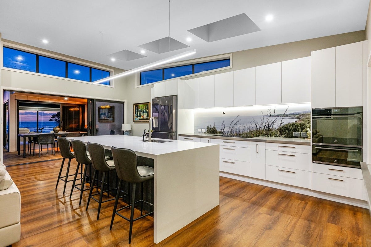 35 The Esplanade, Raumati South, Paraparaumu - Carousel 2